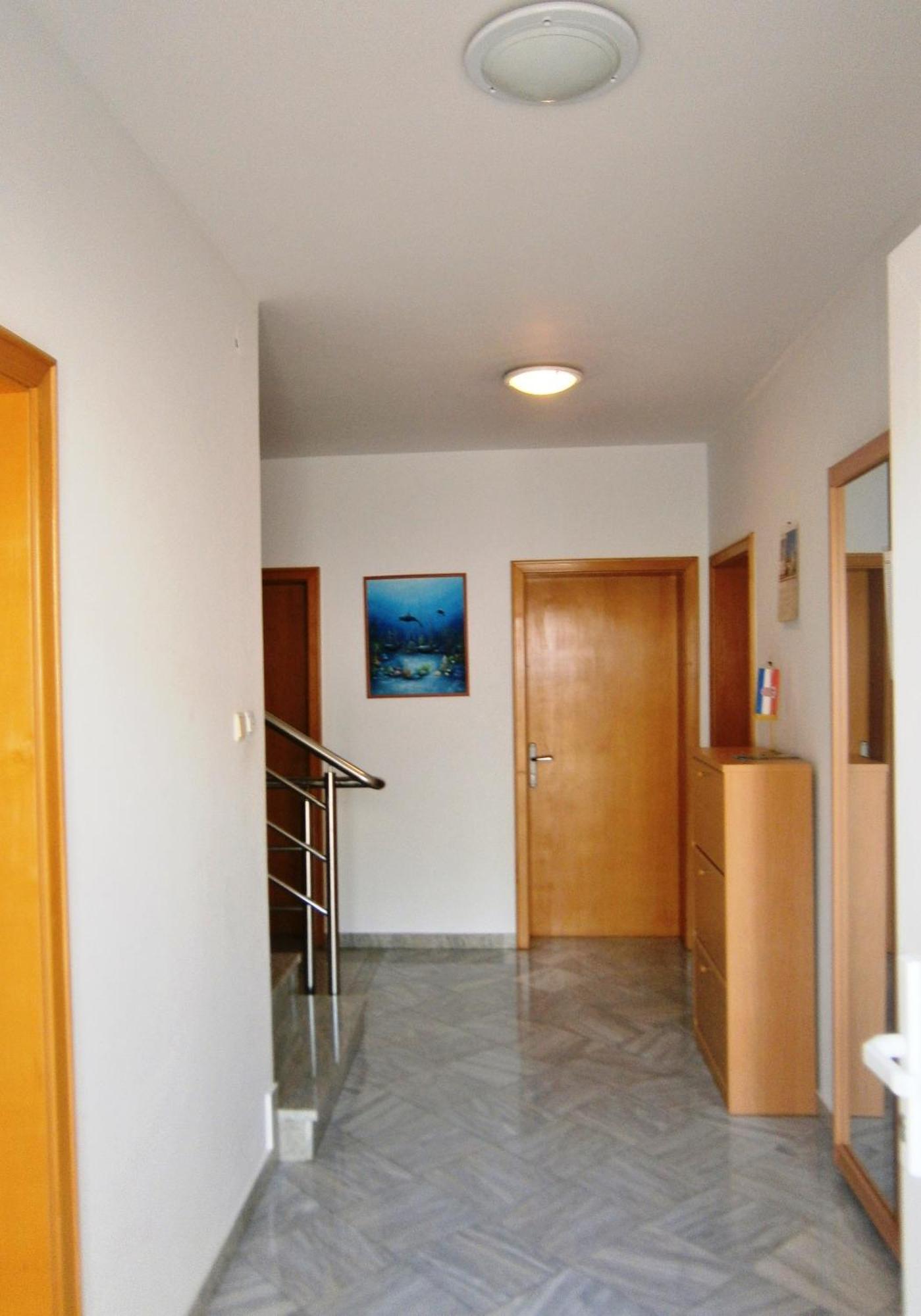 Sun House Apartments Bol Eksteriør bilde